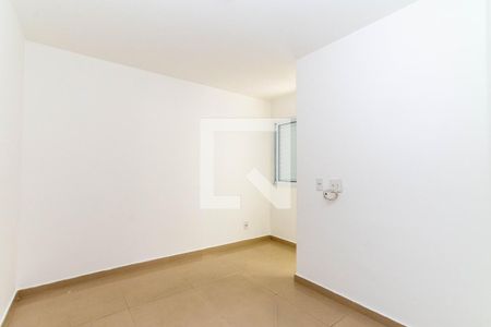 Suíte de apartamento para alugar com 2 quartos, 59m² em Jardim Flor da Montanha, Guarulhos