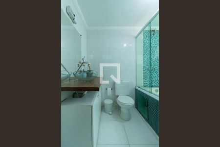 Casa para alugar com 265m², 3 quartos e 3 vagas Casa para alugar com 265m², 3 quartos e 3 vagasBanheiro Suíte 1