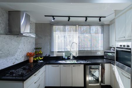 Casa para alugar com 265m², 3 quartos e 3 vagas Casa para alugar com 265m², 3 quartos e 3 vagasCozinha