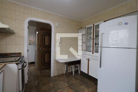 Apartamento para alugar com 110m², 3 quartos e 2 vagasCozinha