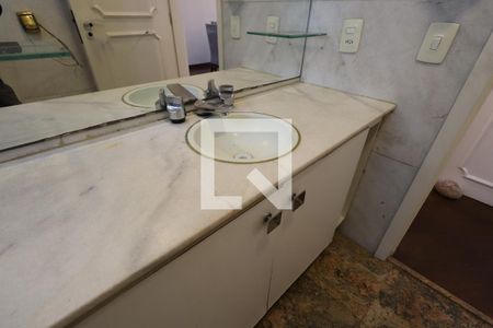 Apartamento para alugar com 110m², 3 quartos e 2 vagasBanheiro 2