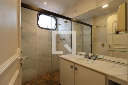 Apartamento para alugar com 110m², 3 quartos e 2 vagasBanheiro 2