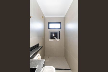 Casa à venda com 169m², 3 quartos e 6 vagasBanheiro