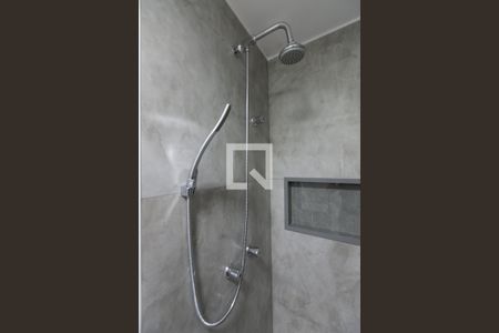 Apartamento para alugar com 46m², 2 quartos e 1 vaga Apartamento para alugar com 46m², 2 quartos e 1 vagaChuveiro