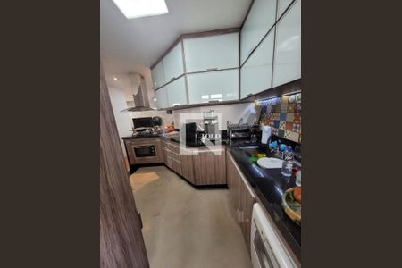 Apartamento à venda com 75m², 3 quartos e 1 vaga