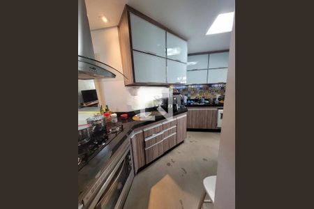 Apartamento à venda com 75m², 3 quartos e 1 vaga