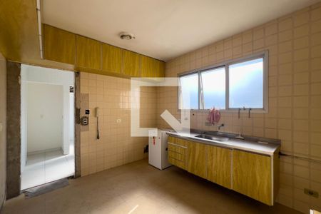 Apartamento à venda com 110m², 4 quartos e 2 vagasCozinha