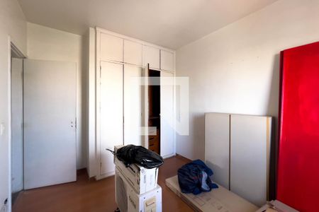 Apartamento à venda com 110m², 4 quartos e 2 vagasQuarto 3