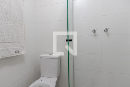 Banheiro  de kitnet/studio para alugar com 1 quarto, 27m² em Santo Amaro, São Paulo