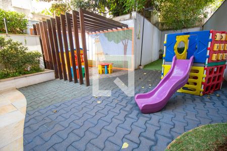 Apartamento para alugar com 80m², 3 quartos e 2 vagasArea Comum - Playground