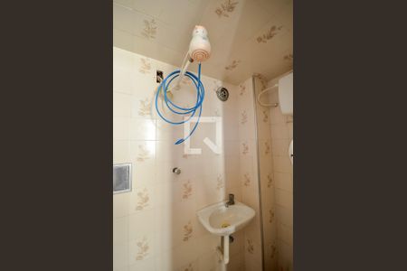Apartamento para alugar com 77m², 2 quartos e sem vaga Apartamento para alugar com 77m², 2 quartos e sem vagaBanheiro de Serviço