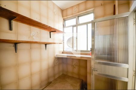 Apartamento para alugar com 77m², 2 quartos e sem vaga Apartamento para alugar com 77m², 2 quartos e sem vagaQuarto de Serviço