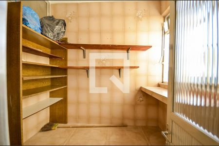 Apartamento para alugar com 77m², 2 quartos e sem vaga Apartamento para alugar com 77m², 2 quartos e sem vagaQuarto de Serviço