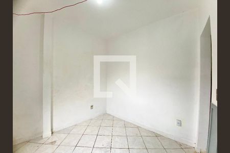 Quarto de kitnet/studio para alugar com 1 quarto, 25m² em Boca do Rio, Salvador
