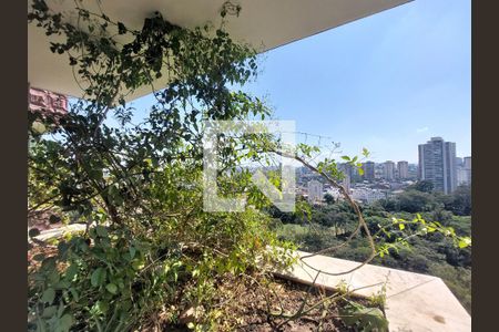 Apartamento à venda com 411m², 3 quartos e 3 vagasVista - Quarto 3