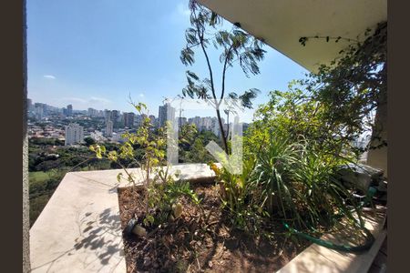 Apartamento à venda com 411m², 3 quartos e 3 vagasVaranda - Quarto 2