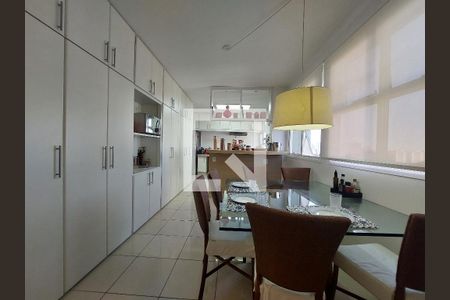 Apartamento à venda com 411m², 3 quartos e 3 vagasCozinha