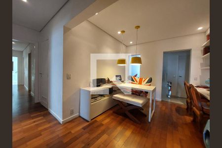 Apartamento à venda com 411m², 3 quartos e 3 vagasEscritório