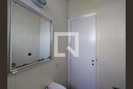 Apartamento à venda com 411m², 3 quartos e 3 vagasBanheiro na Área de Serviço