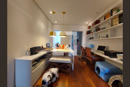 Apartamento à venda com 411m², 3 quartos e 3 vagasEscritório