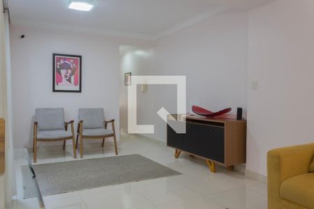 Casa à venda com 236m², 4 quartos e 2 vagas Casa à venda com 236m², 4 quartos e 2 vagasSala de Jantar
