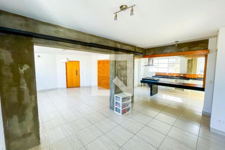 Sala de apartamento à venda com 2 quartos, 105m² em Cerqueira César, São Paulo