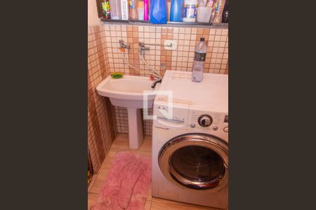 Casa à venda com 180m², 2 quartos e 2 vagasÁrea de Serviço 2