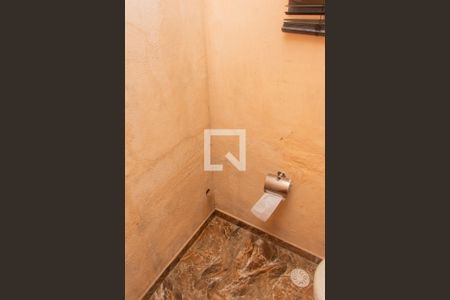 Casa à venda com 180m², 2 quartos e 2 vagasBanheiro (área da churrasqueira)