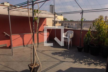 Casa à venda com 180m², 2 quartos e 2 vagasQuintal (área de churrasqueira) - externo