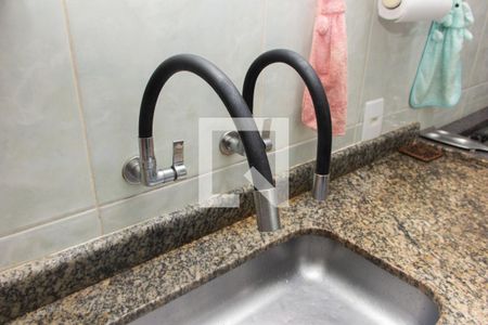 Casa à venda com 180m², 2 quartos e 2 vagasCozinha - detalhe