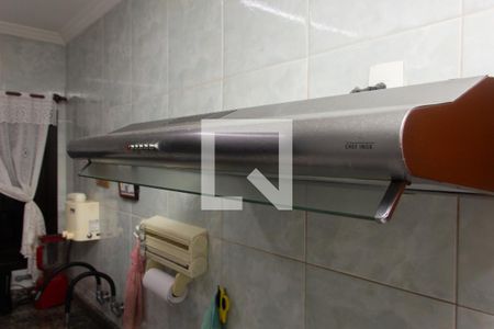 Casa à venda com 180m², 2 quartos e 2 vagasCozinha - detalhe