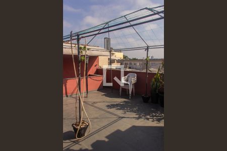 Casa à venda com 180m², 2 quartos e 2 vagasQuintal (área de churrasqueira) - externo