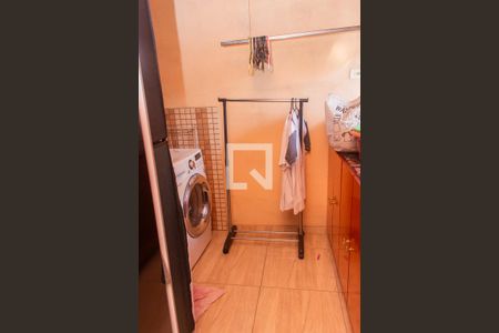 Casa à venda com 180m², 2 quartos e 2 vagasÁrea de Serviço 2