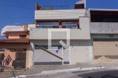 Casa à venda com 180m², 2 quartos e 2 vagasFachada