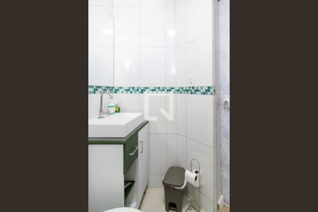 Banheiro Social de apartamento para alugar com 1 quarto, 42m² em Vila Izabel, Curitiba
