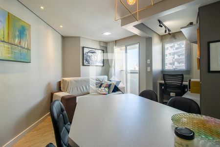 Sala de apartamento para alugar com 1 quarto, 42m² em Vila Izabel, Curitiba