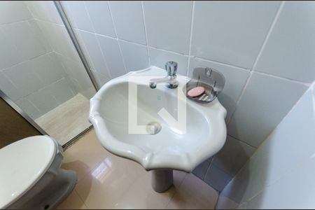 Casa para alugar com 170m², 2 quartos e sem vagaBanheiro da Suíte 2