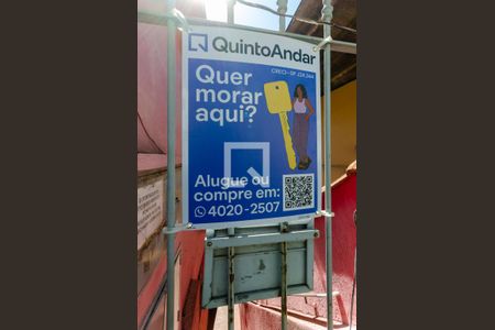 Casa para alugar com 170m², 2 quartos e sem vagaFachada