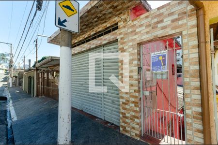 Casa para alugar com 170m², 2 quartos e sem vagaFachada