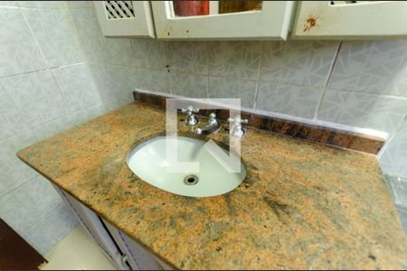 Banheiro da Suíte 1 de casa para alugar com 2 quartos, 170m² em Vila Primavera, São Paulo