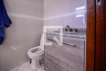 Casa à venda com 85m², 2 quartos e 2 vagasBanheiro Quarto 1