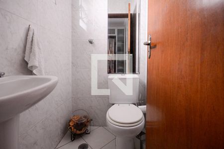 Casa à venda com 85m², 2 quartos e 2 vagasLavabo