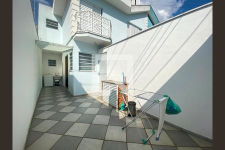 Casa à venda com 85m², 2 quartos e 2 vagasÁrea de Serviço