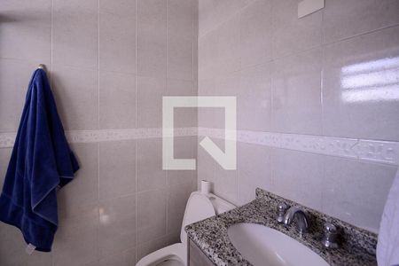 Casa à venda com 85m², 2 quartos e 2 vagasBanheiro Quarto 1