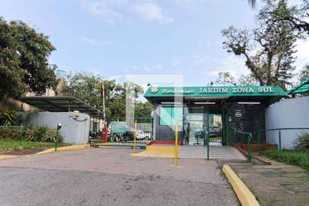 Apartamento à venda com 69m², 2 quartos e 1 vagaFachada e portaria