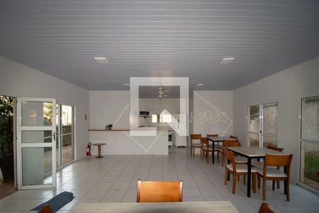 Apartamento para alugar com 45m², 2 quartos e 1 vagaÁrea comum