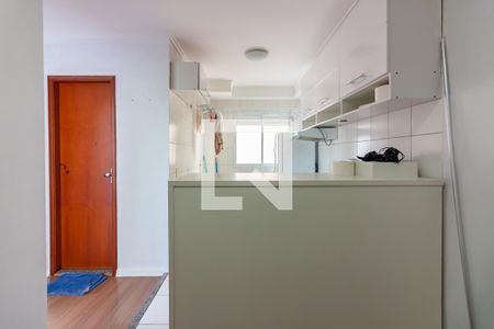 Sala de apartamento para alugar com 2 quartos, 33m² em Santa Maria, Osasco
