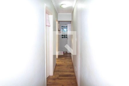 Corredor de apartamento à venda com 3 quartos, 80m² em Parque Independência, São Paulo