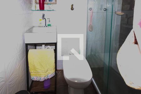 Apartamento à venda com 80m², 3 quartos e 1 vaga Apartamento à venda com 80m², 3 quartos e 1 vagaBanheiro da Suíte