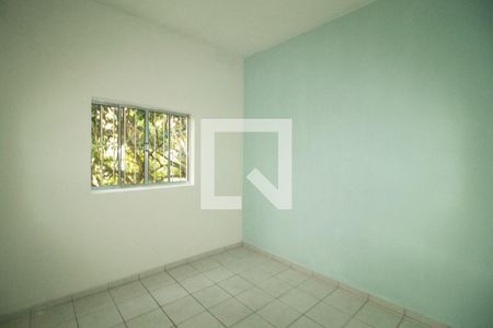 Sala de casa para alugar com 2 quartos, 70m² em Vila Irmãos Arnoni, São Paulo